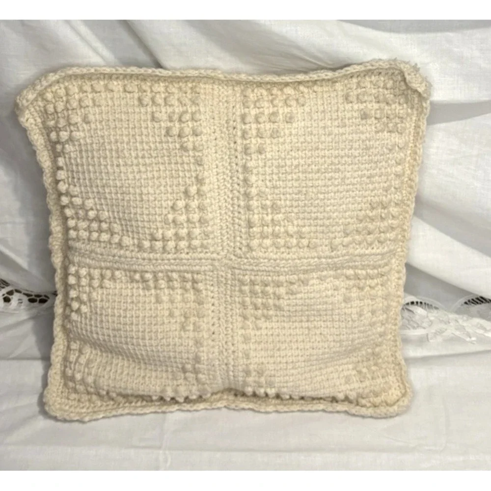Vintage‎ Handmade Crochet Bobble Pillow Cream Wool Yarn Square Cushion 12